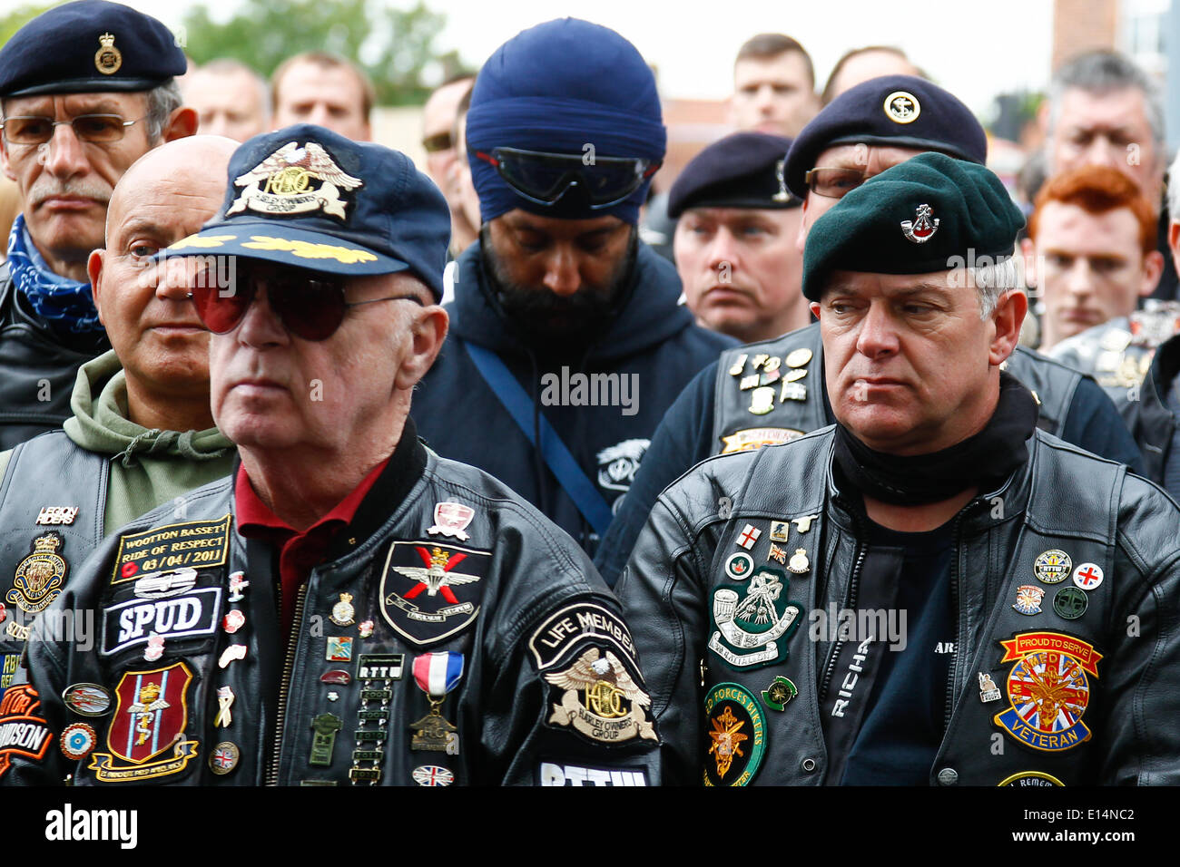 Londres, Angleterre, 22 mai, 2014. Les motards se rassemblent pour marquer le premier anniversaire de l'assassinat de Fusilier Lee Rigby près de sa caserne de Woolwich. Crédit : David Horn/Alamy Live News Banque D'Images