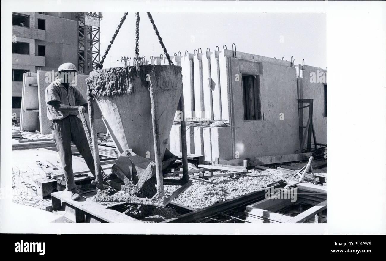 18 avril 2012 - Israël nouveau logement (pièces préfabriquées) nouser tel Aviv pour les nouveaux immigrants d'URSS construit par SAGI Comp 1975. Banque D'Images