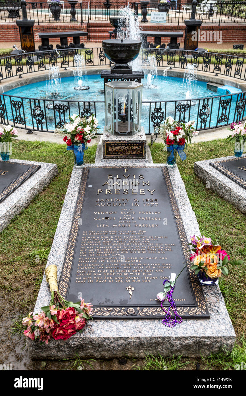 Tombe d'Elvis Presley, Graceland, Memphis, Tennessee, United States Banque D'Images