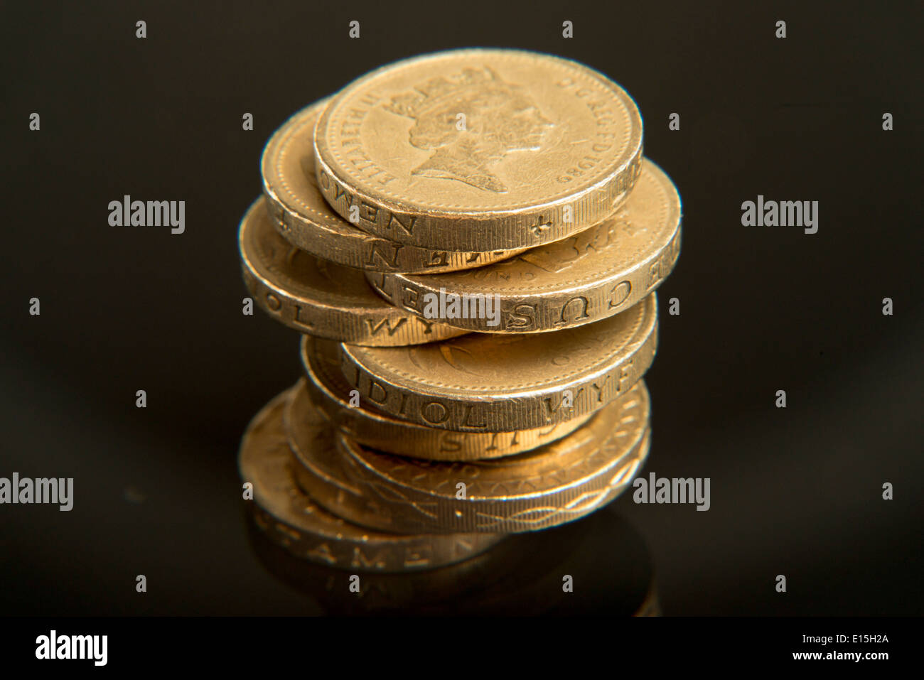 Pile de pièces livre Banque D'Images