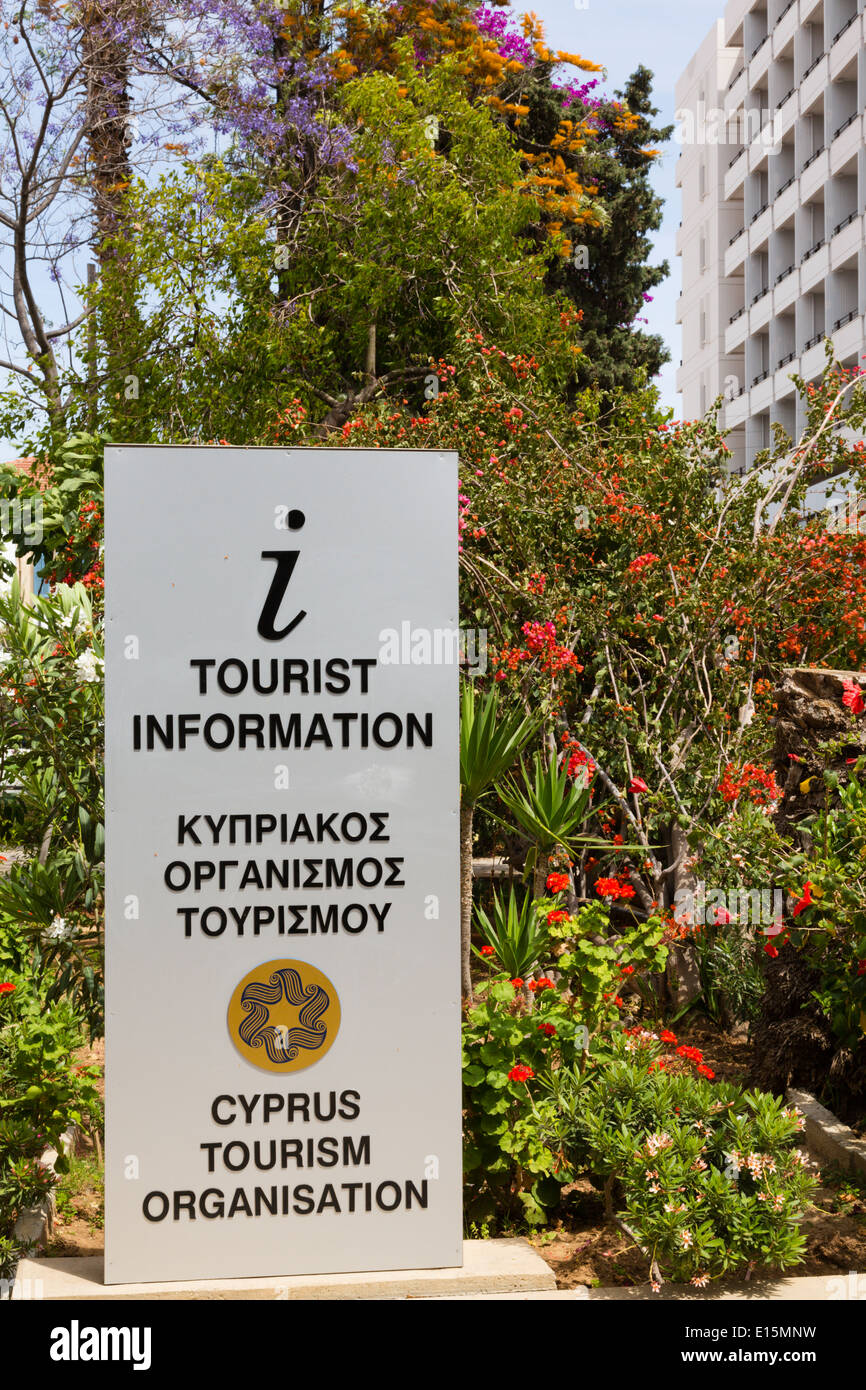 Informations touristiques sur CTO signe avec Blossom, Larnaca, Chypre. Banque D'Images