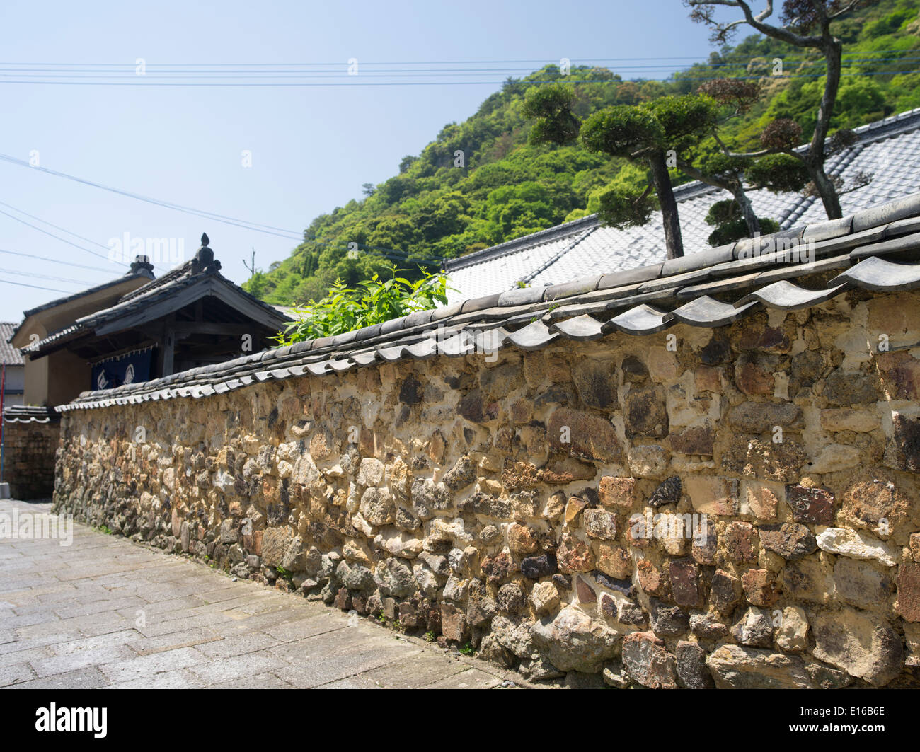 Tombai mur construit avec des briques de l'ancien four à l'extérieur de la maison de maître de la céramique Tsuji 常陸 辻 Hitachi Arita, Préfecture de Saga au Japon. Banque D'Images