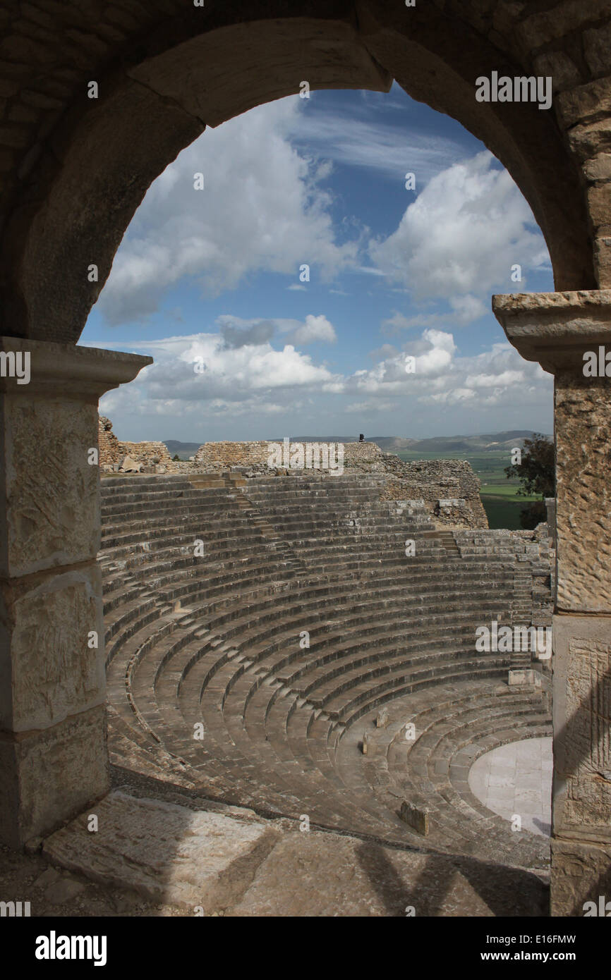 Théâtre romain à Dougga, Tunisie Banque D'Images