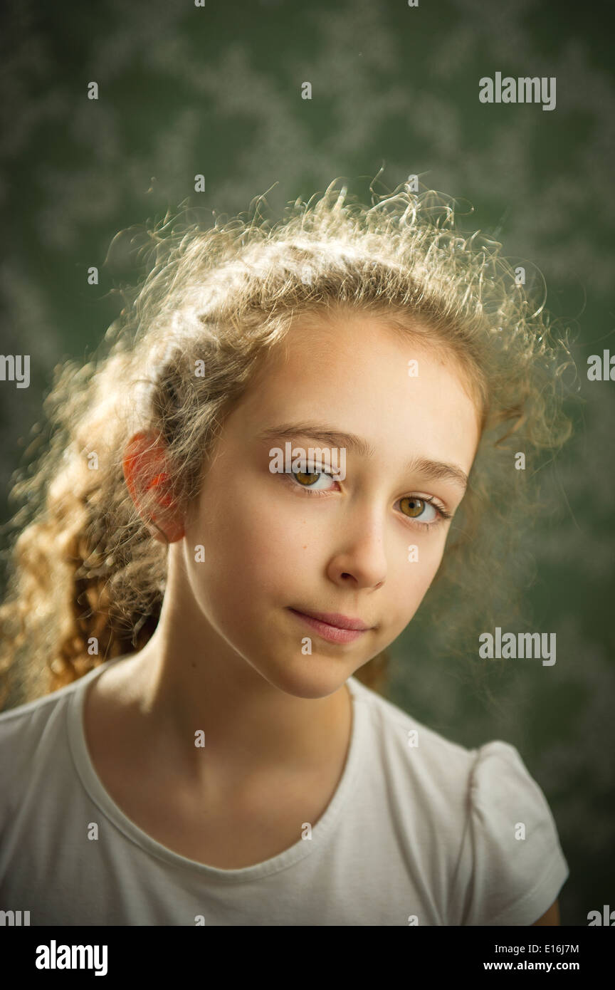 Portrait of Girl (10-12), Milan, Italie Banque D'Images