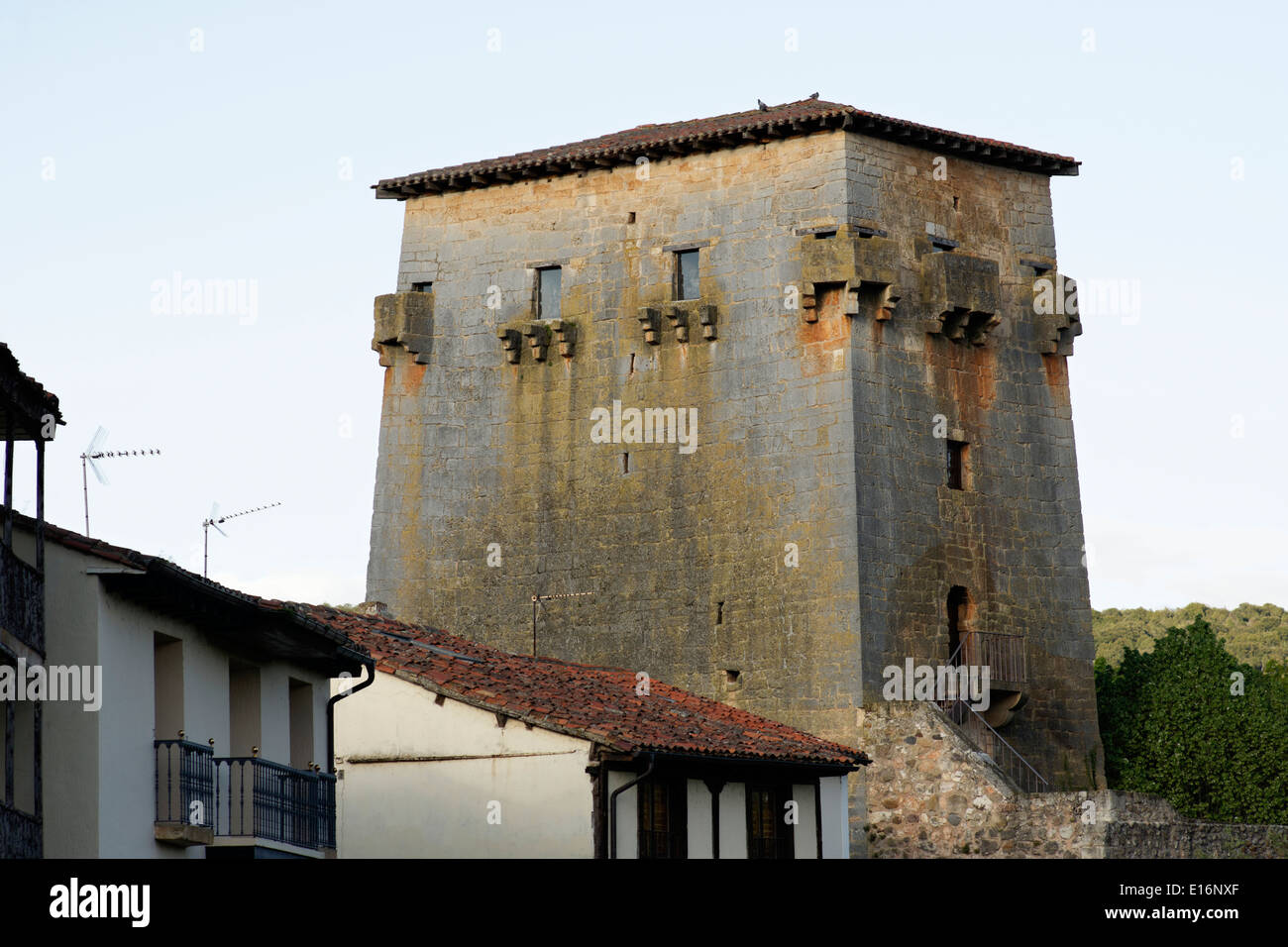 La ville de Covarrubias, Burgos, Espagne Banque D'Images