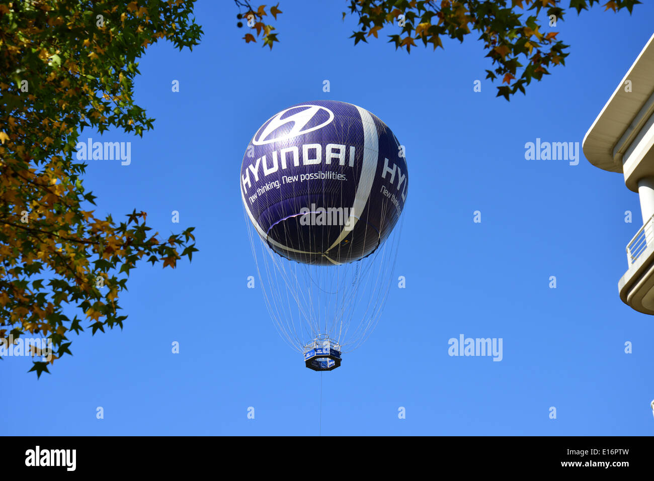 Ballon hélium Hyundai, CBD, Sandton, Johannesburg, Gauteng Province, République d'Afrique du Sud Banque D'Images