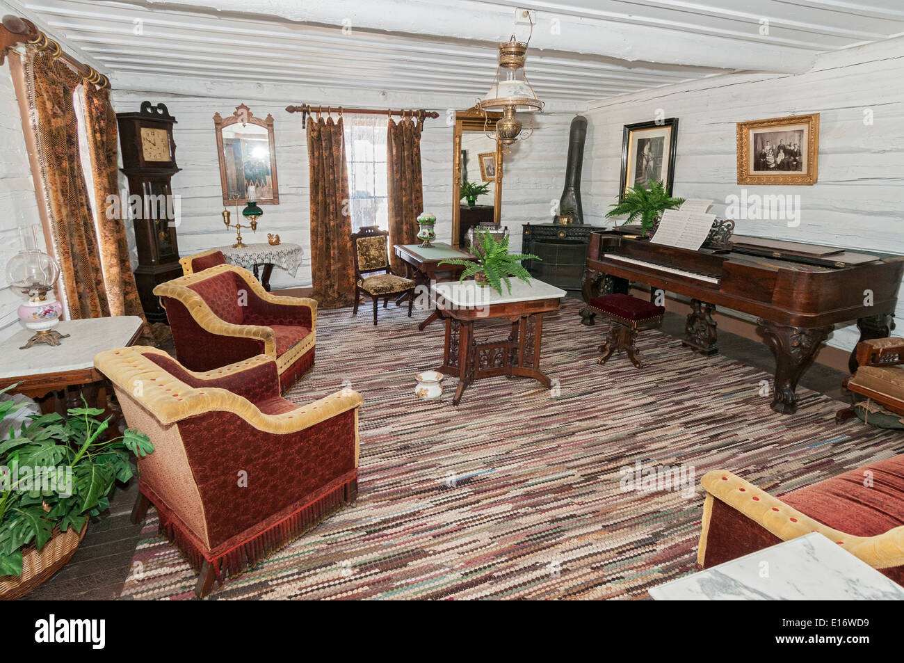 Le Montana, le Nevada City Hotel Parlour, 19C gold mining camp, maintenant un musée en plein air de déplacer les bâtiments historiques territoriaux Banque D'Images