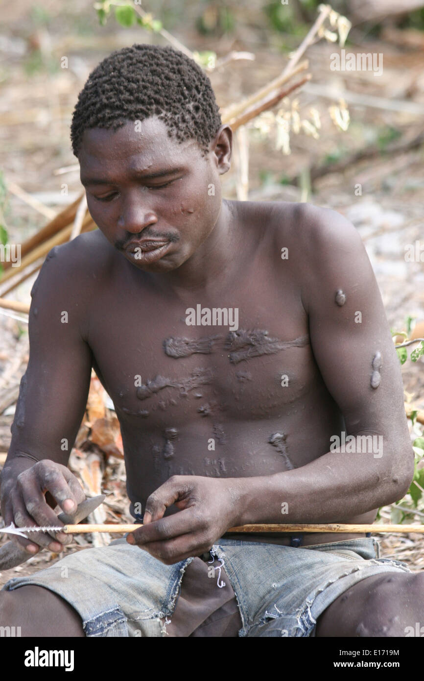 Du sud, la Tanzanie, le lac Eyasi, chasseurs Hadzabe Tribu Hadza AKA Banque D'Images