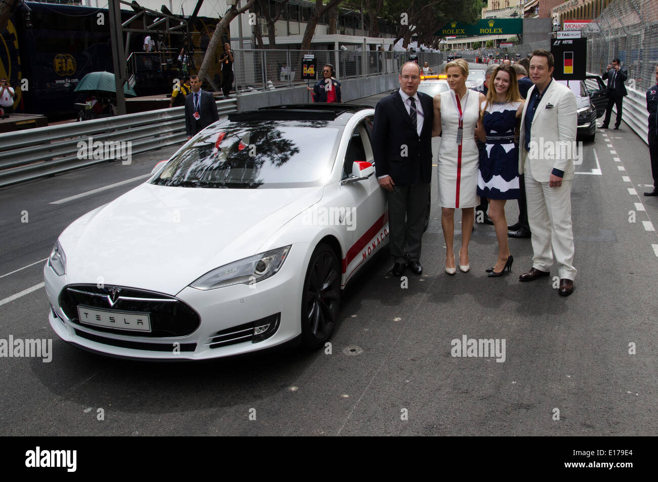 Monte Carlo, Monaco. 25 mai, 2014. Albert II, Prince de Monaco et son épouse, Charlene, princesse de Monaco avant le Grand Prix de Formule 1 de Monaco, Monte Carlo. Crédit : Kevin Bennett/Alamy Live News Banque D'Images