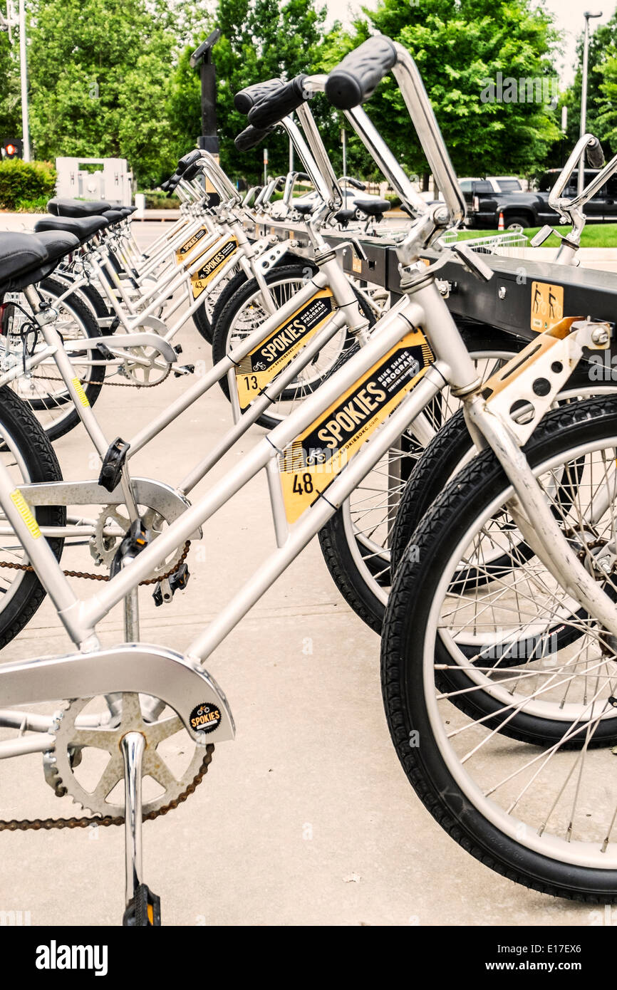 Bicyclettes à Spokies, le nom d'un programme de partage de vélos à Oklahoma City, Oklahoma, USA. Banque D'Images