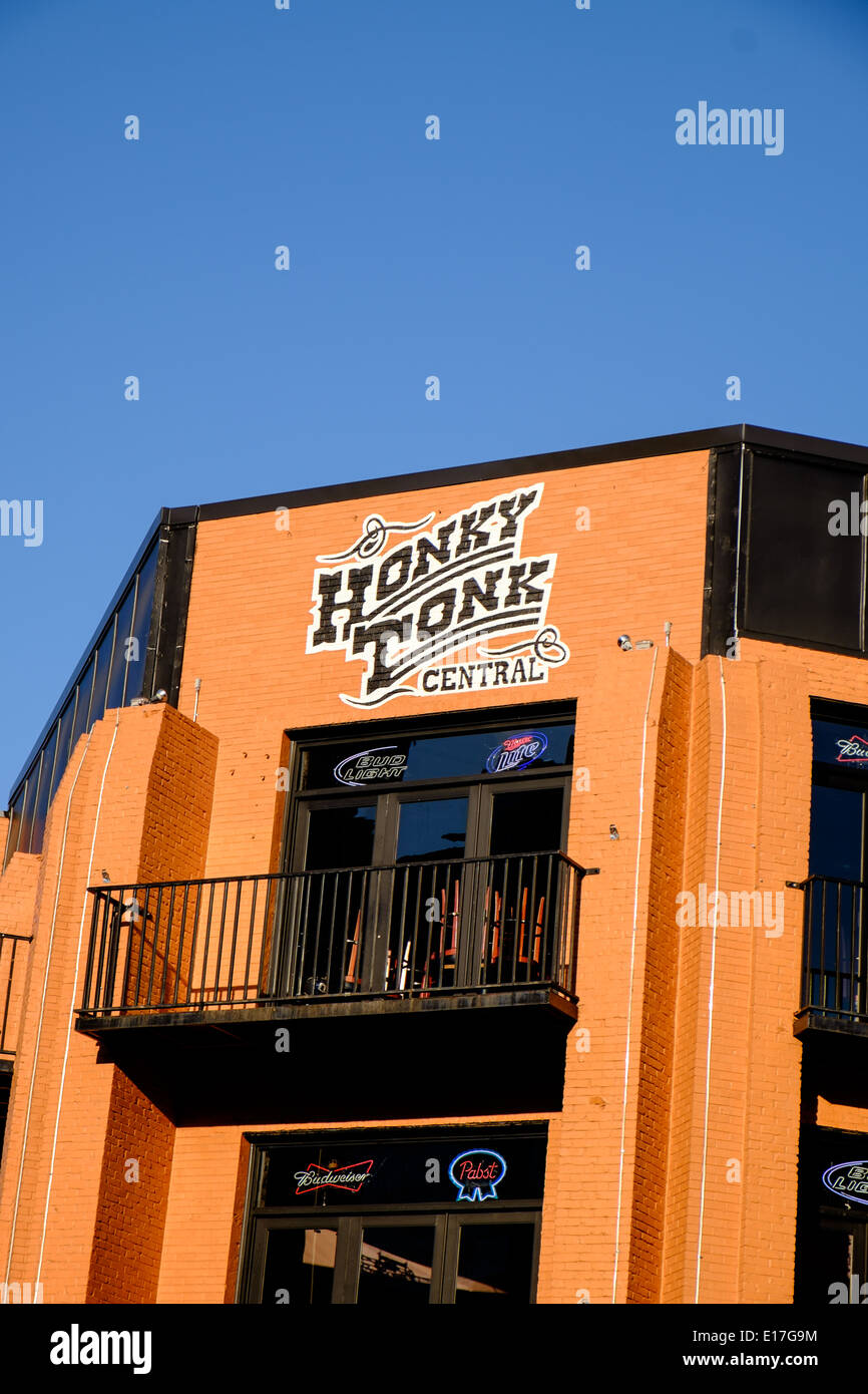 L'Honky Tonk bar central dans le quartier Broadway inférieur de Nashville, Tennessee Banque D'Images