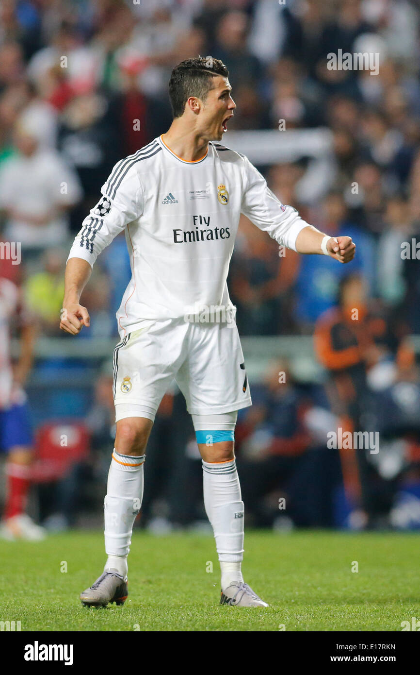 Cristiano Ronaldo (Real Madrid CF # 7) célébrer lors de la finale de la Ligue des Champions entre le Real Madrid et l'Atletico Madrid, Estadio da Luz à Lisbonne le 24 mai., 2014. Banque D'Images