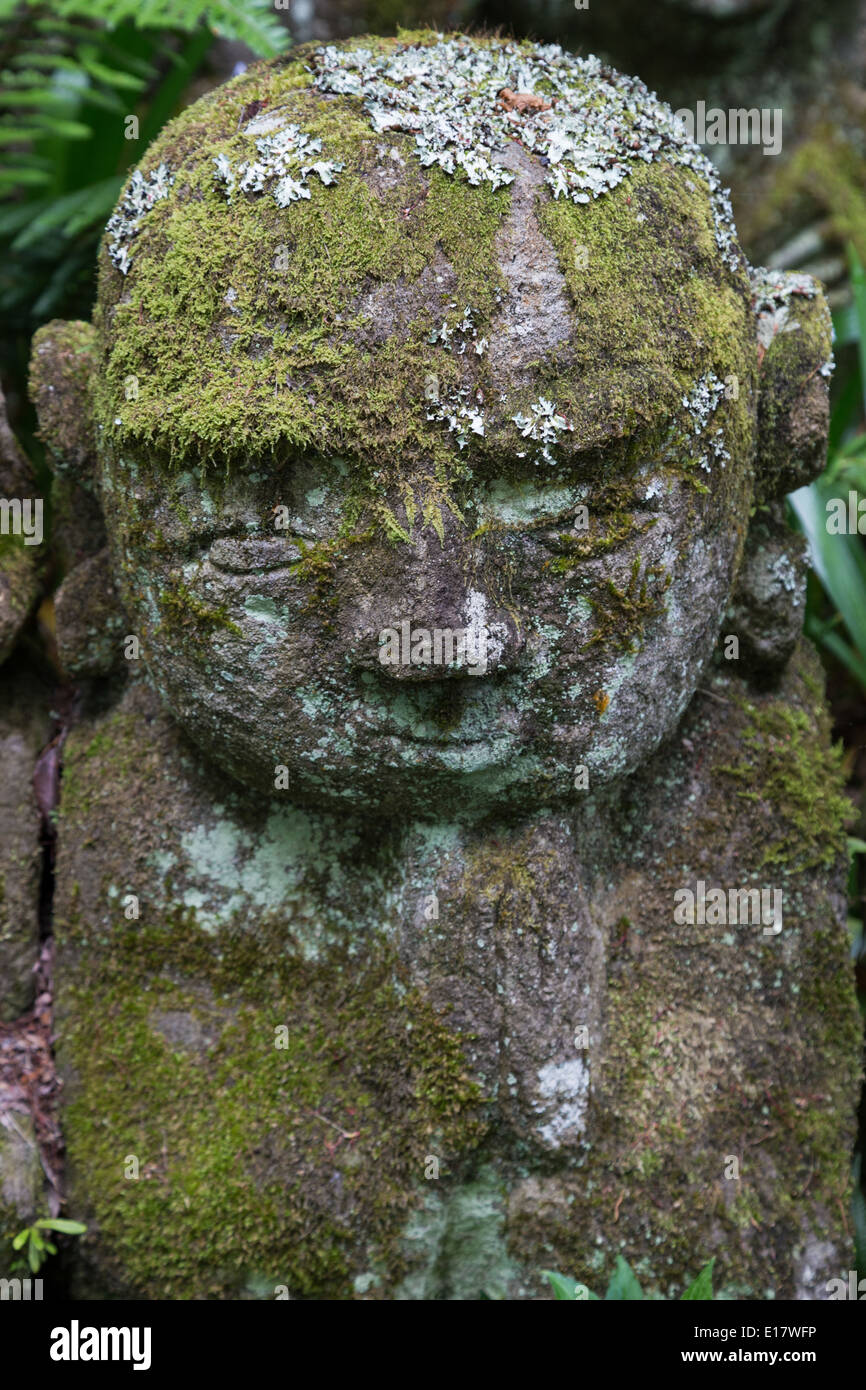 Otagi Nenbutsu-ji est un temple bouddhiste à Arashiyama, avec plus de 1200 disciples du Bouddhisme Rakan pierre Banque D'Images
