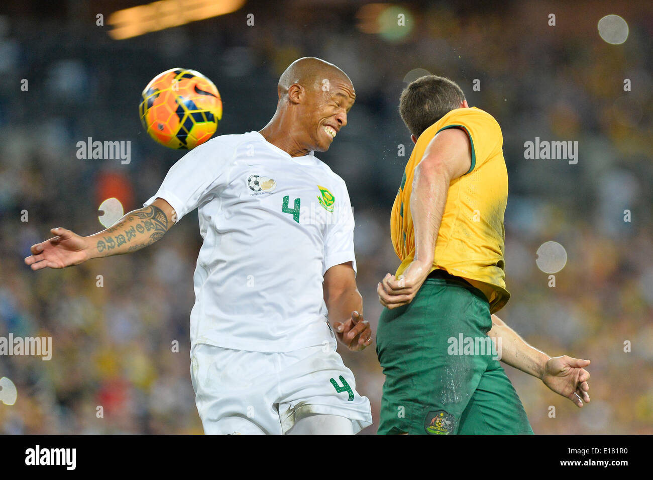 Sydney, Australie. 26 mai, 2014. Défenseur Bafana Bafana Thabo Nthethe en action pendant la Coupe du monde d'avant match amical entre l'Australie et l'Afrique de l'ANZ Stadium, Sydney. Le match se termine par un nul 1-1. Credit : Action Plus Sport/Alamy Live News Banque D'Images