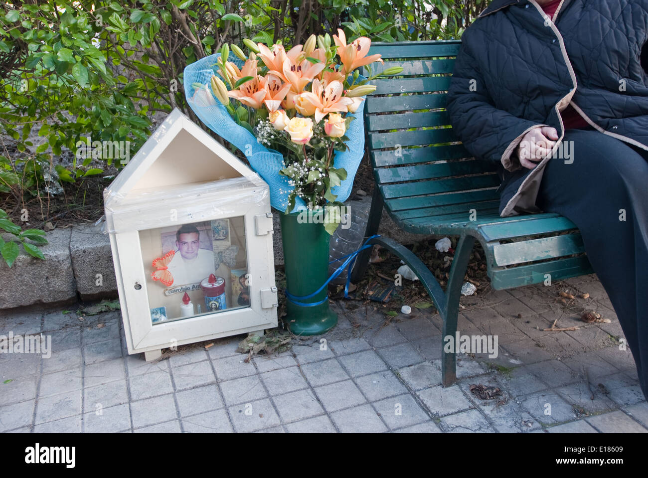 Niches illégales pour les personnes décédées dans la rue Banque D'Images