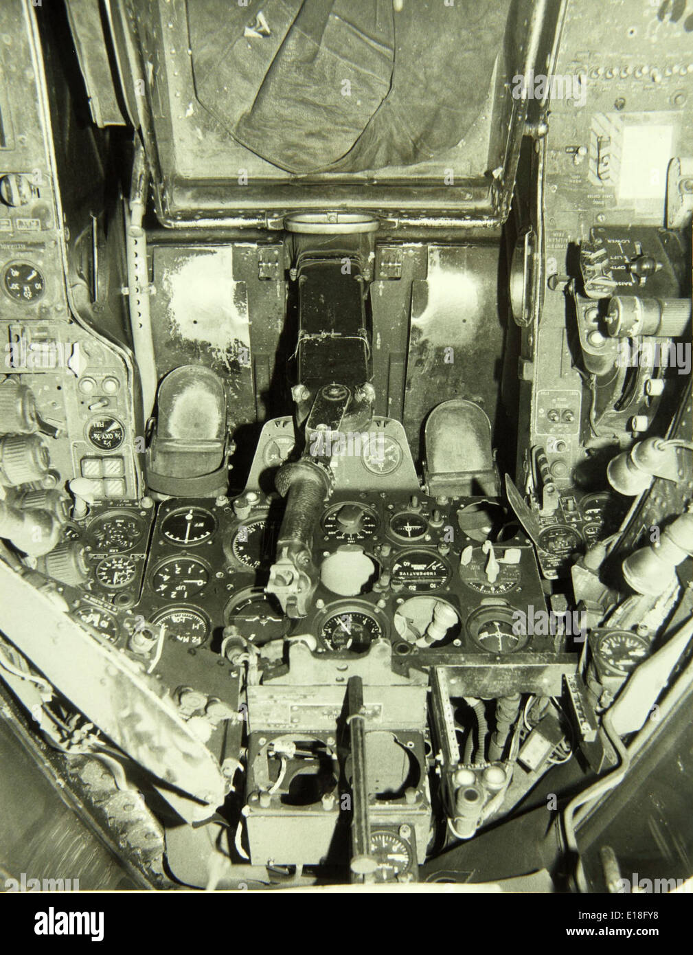 Le Gloster Javelin FA(W) était un intercepteur à réaction tous temps britannique utilisé par la Royal Air Force. Il a été conçu pour contrer les cibles à grande vitesse et fournir une défense contre les menaces aéroportées. Banque D'Images