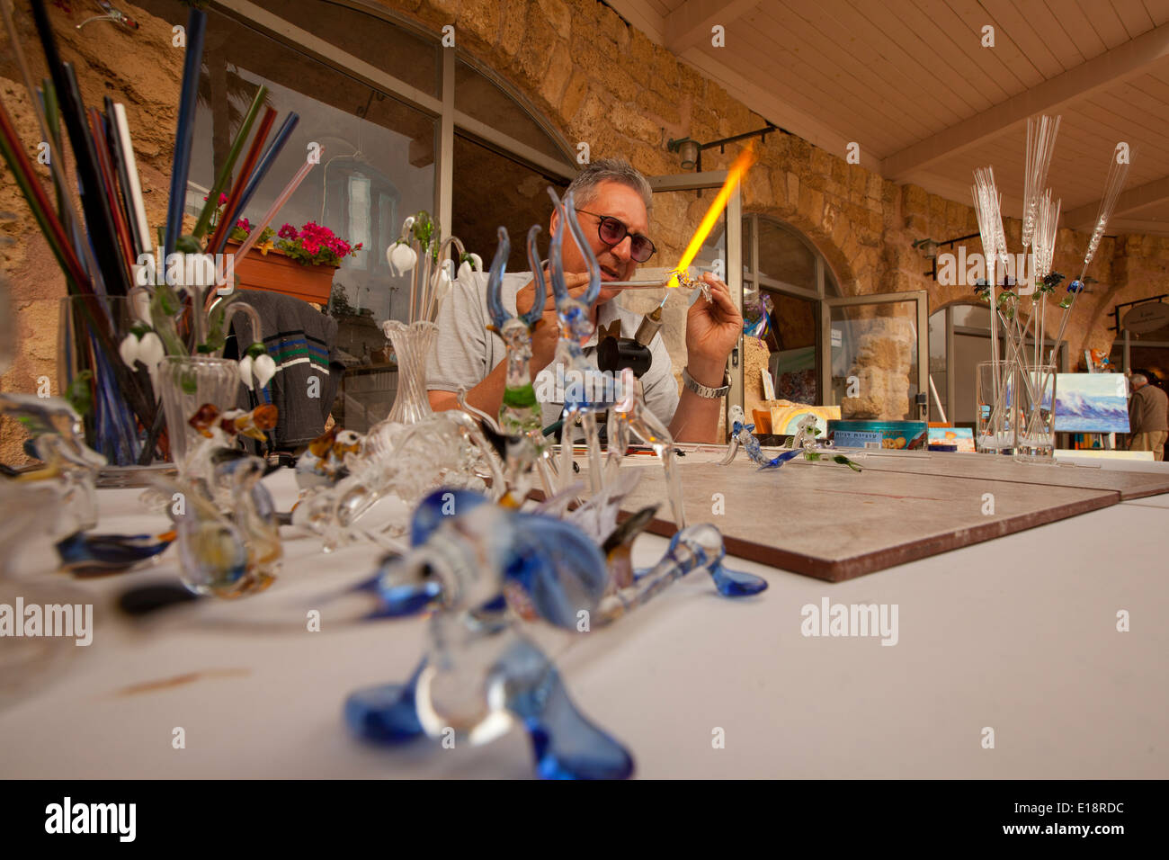 Artiste de verre affiche son savoir-faire Banque D'Images