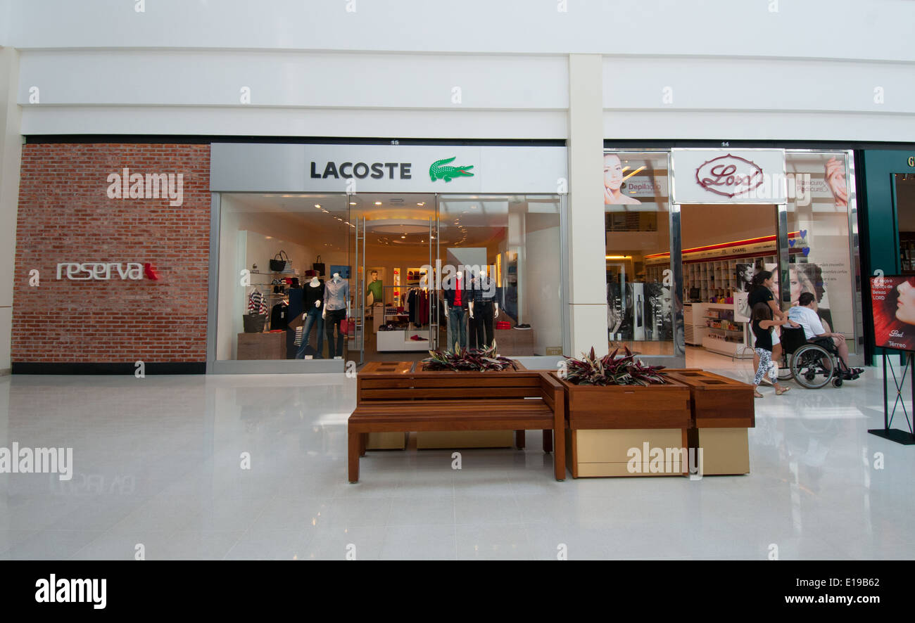 Les magasins de luxe du centre commercial Iguatemi Brasilia Brésil Banque D'Images