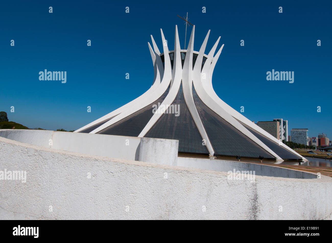 La Cathédrale Métropolitaine de Brasilia a également appelé la cathédrale de Notre Dame Aparecida, Brésil à Brasilia Banque D'Images