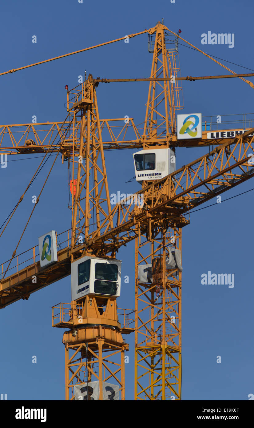 Baukraene, Mitte, Berlin, Deutschland/ Baukräne Banque D'Images