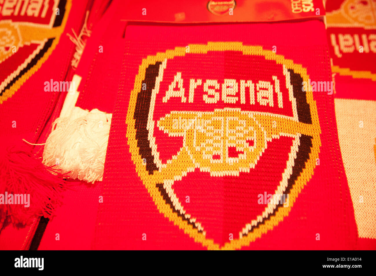 L'Écharpe de football d'Arsenal Photo Stock - Alamy