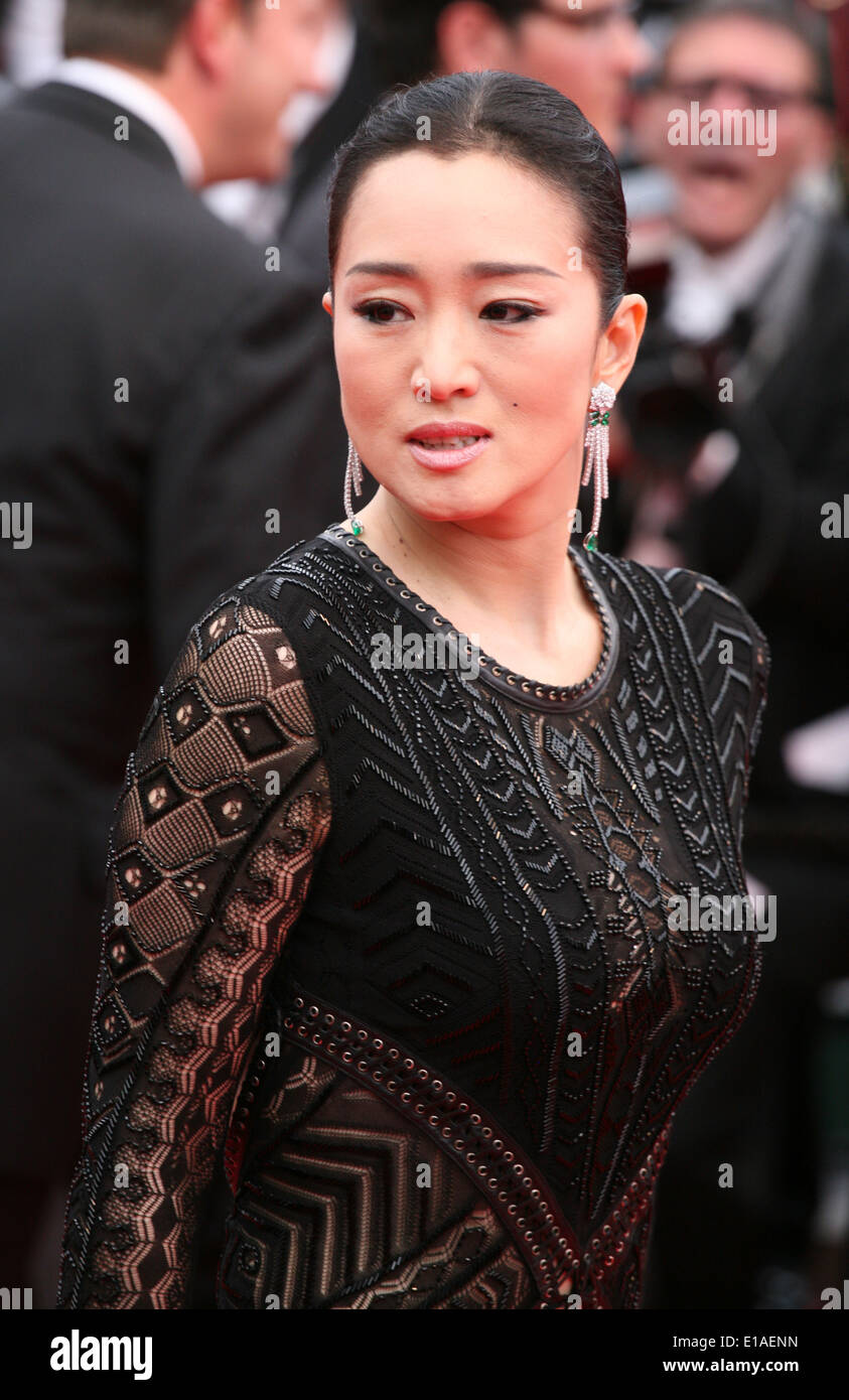 L'actrice Gong Li à la Grâce de Monaco et projection de gala cérémonie d'tapis rouge à la 67e Festival de Cannes Banque D'Images