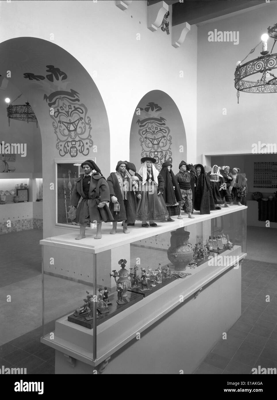 Une photographie du Exposição Internacional de Paris 1937, capturant les expositions et la conception architecturale de l'exposition internationale de Paris. Banque D'Images