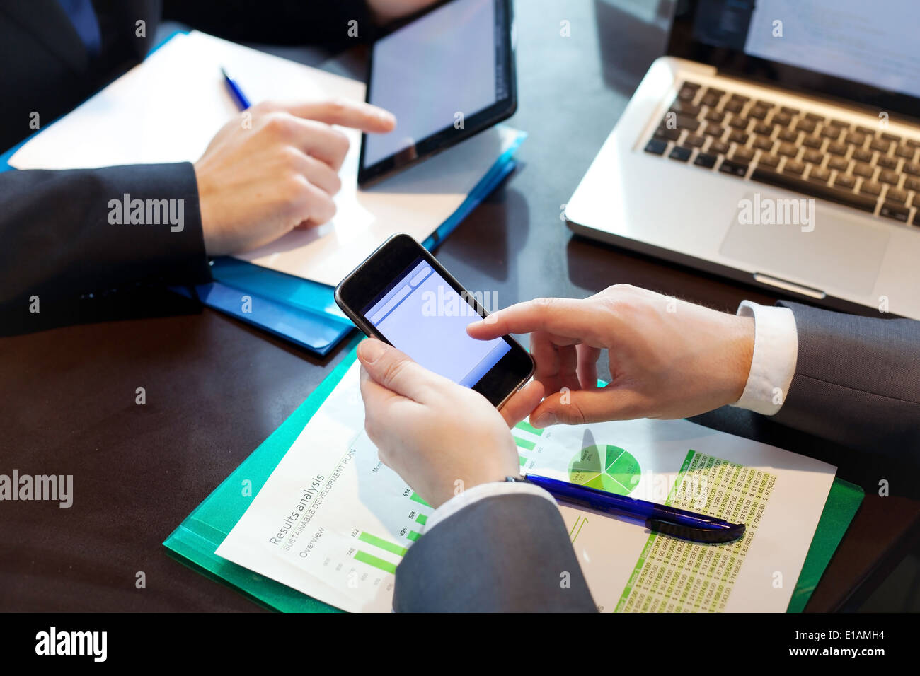 People working in office Banque D'Images