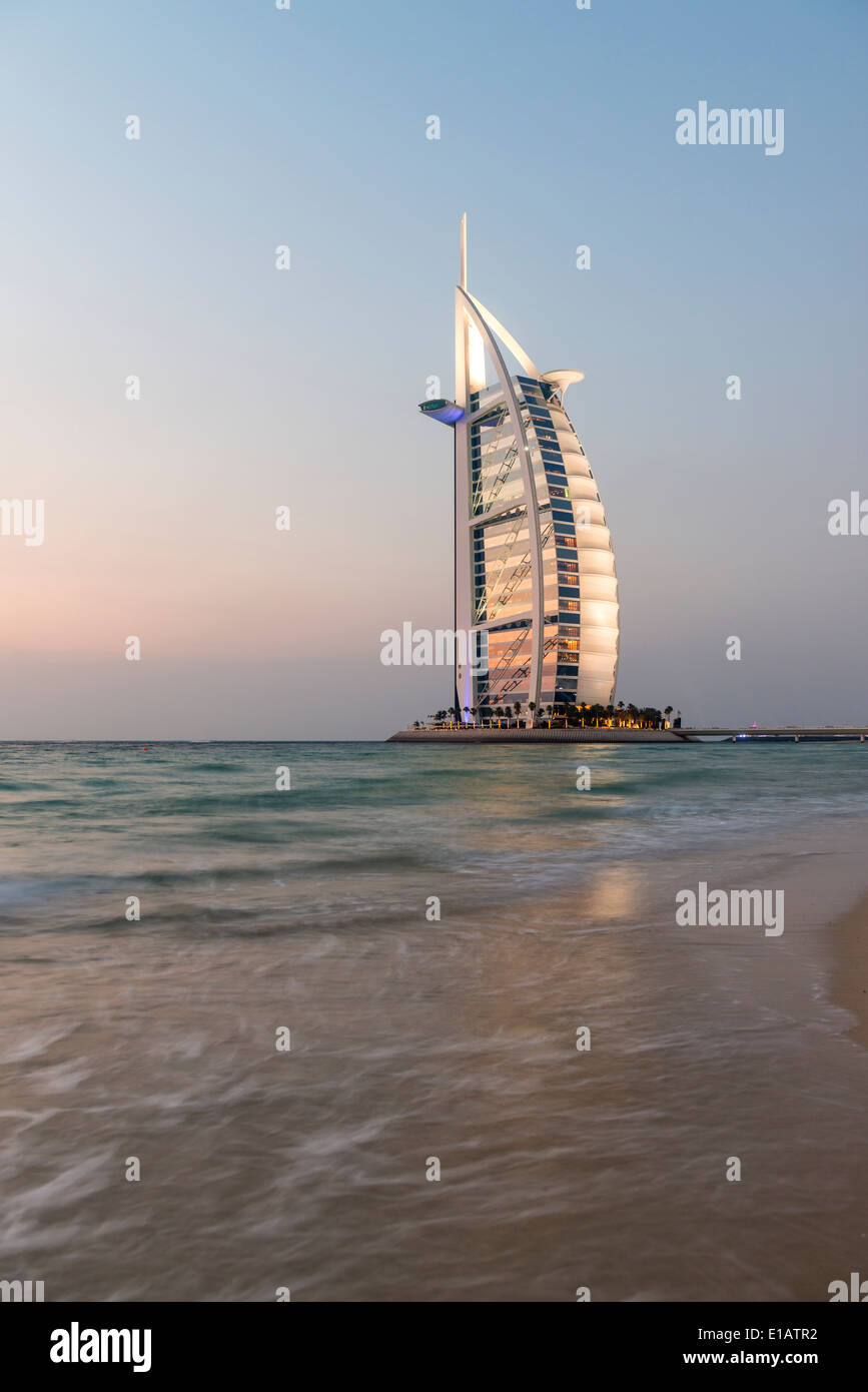 L'hôtel de luxe Burj al Arab à Dubaï Émirats Arabes Unis Banque D'Images