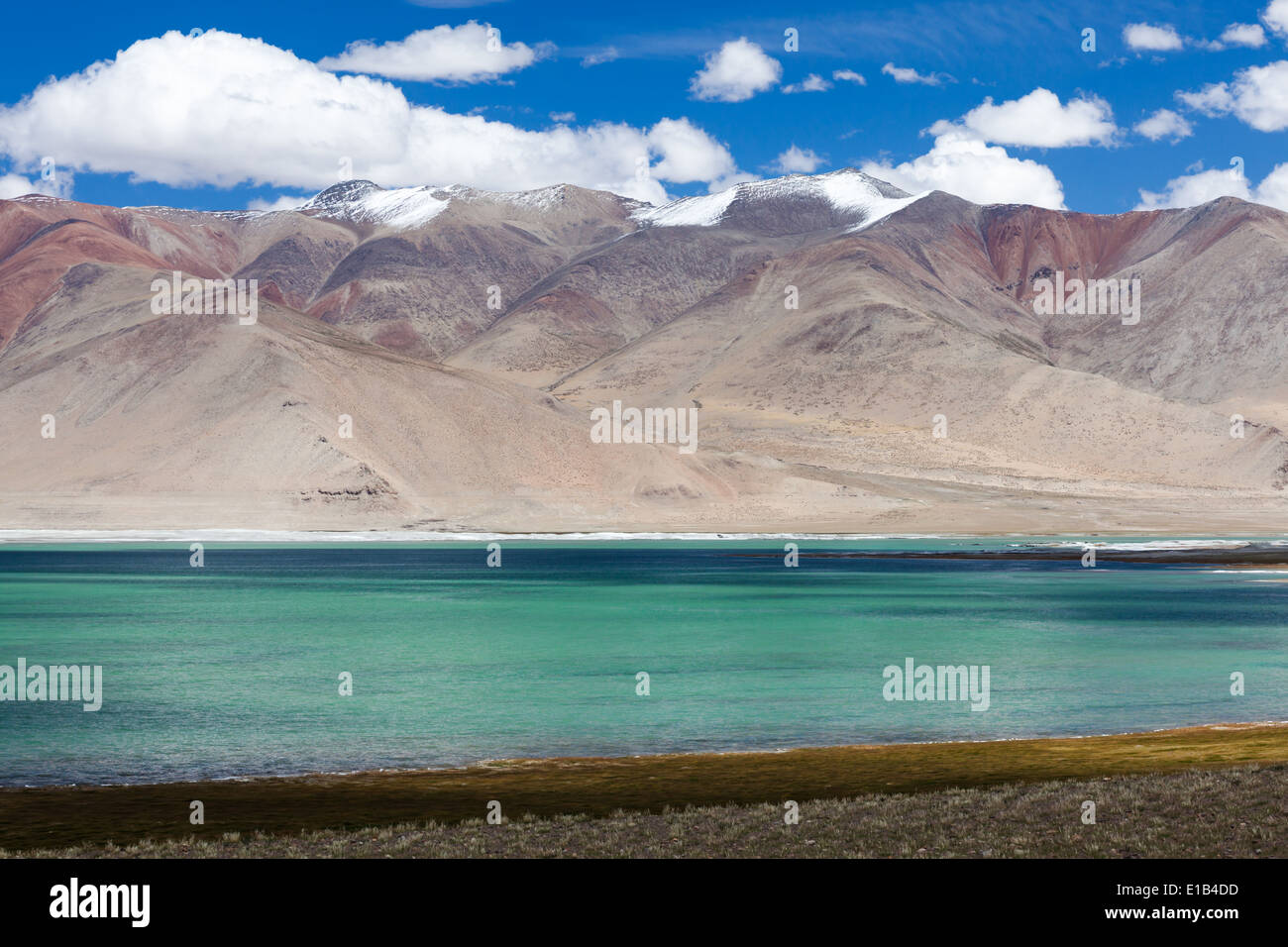 Paysage dans la région de Tso Kar, salt lake, Changtang Rupshu, Ladakh, le Jammu-et-Cachemire, l'Inde Banque D'Images