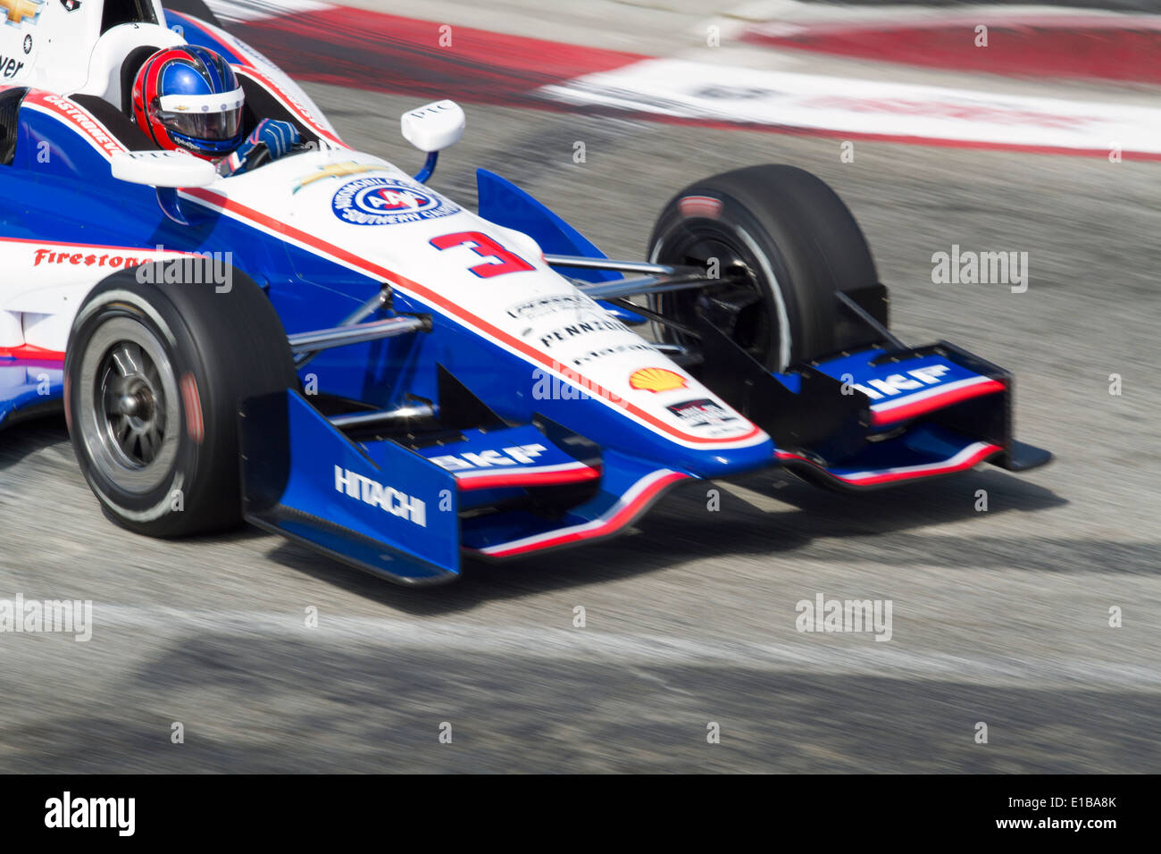 Indycar Helio Castroneves au cours de la pratique d'entraînement à la Long Beach Grand prix Banque D'Images