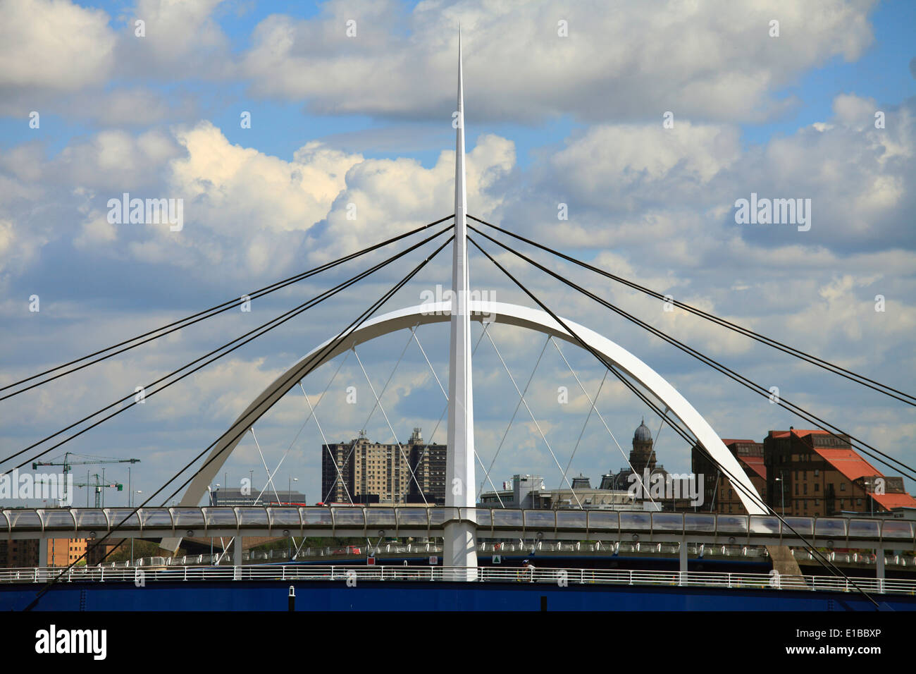 Royaume-uni, Ecosse, Glasgow, Bell's Bridge, Clyde Arc, Banque D'Images