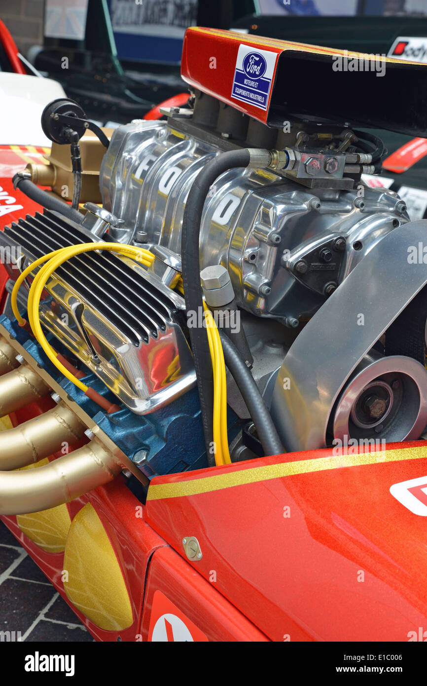 Dragster avec bloc moteur Ford V8 Banque D'Images