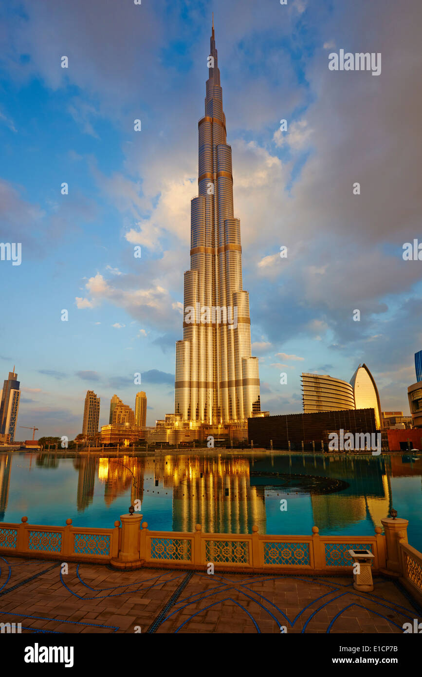Emirats Arabes Unis, Dubaï, Burj Khalifa tower, 828m de haut Banque D'Images
