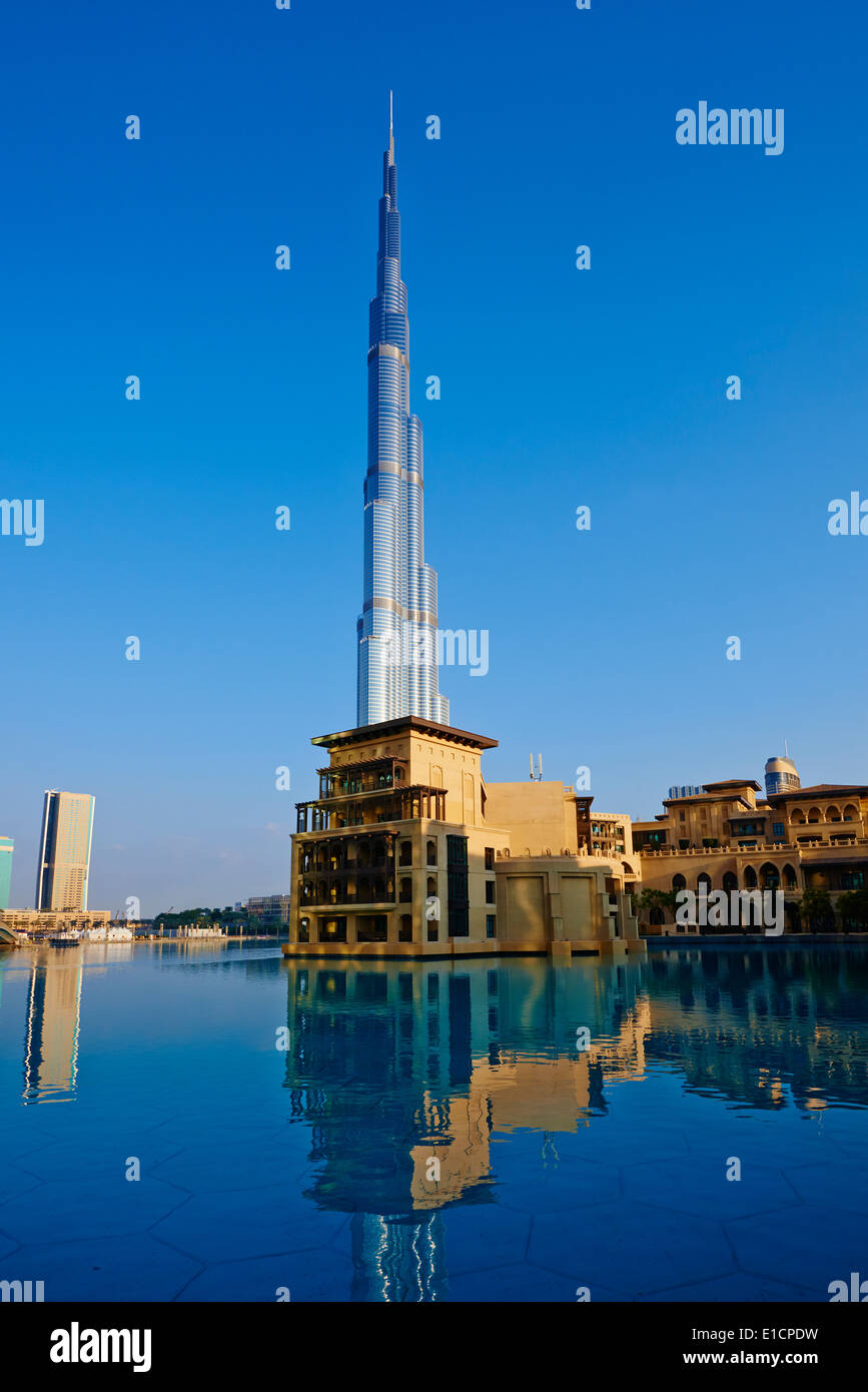 Emirats Arabes Unis, Dubaï, Burj Khalifa tower, 828m de haut Banque D'Images