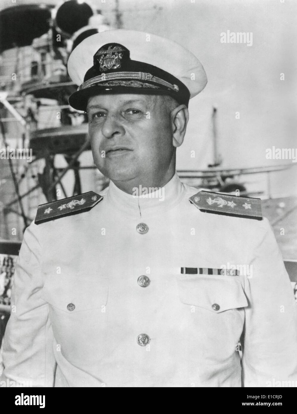 L'amiral Husband Kimmel, commandant en chef de la Flotte du Pacifique. Kimmel est relevé de son commandement de 10 jours après que les Japonais Banque D'Images