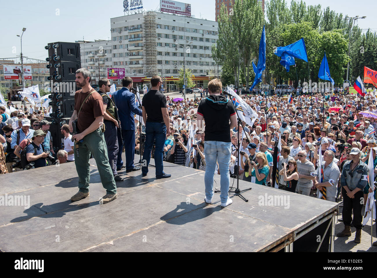 L'auto-proclamé Président du Soviet suprême de la République populaire de Donetsk Denis Pushilin au cours de rassemblement le 18 mai 2014, Donetsk Banque D'Images