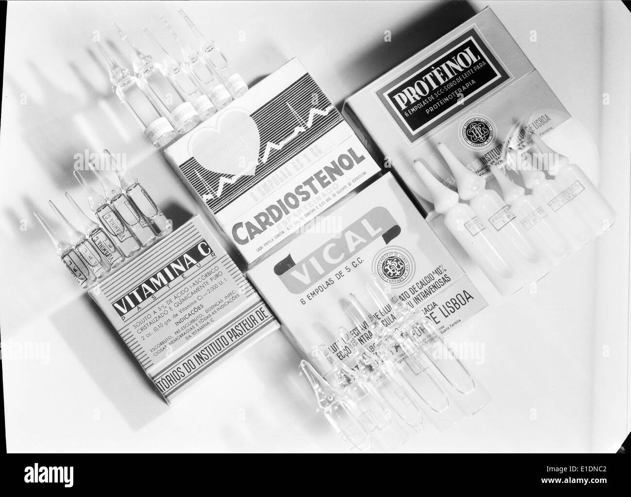 Une photographie de l'Instituto Pasteur de Lisbonne, Portugal, montrant son rôle dans la recherche scientifique et les progrès médicaux. L'institut est une partie importante de la communauté de recherche biomédicale portugaise. Banque D'Images