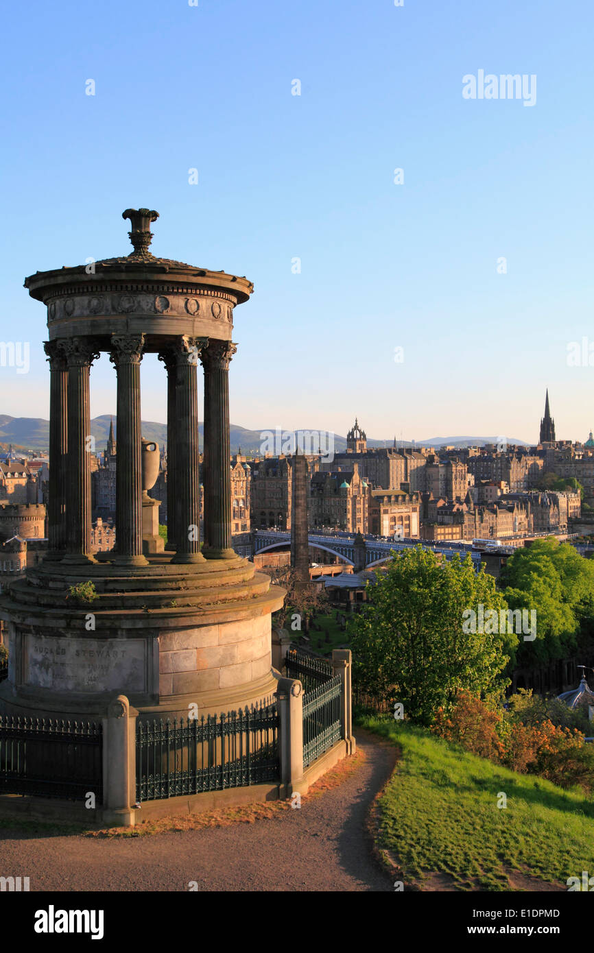 Royaume-uni, Ecosse, Edimbourg, Skyline, Dugald Stewart Monument, Banque D'Images