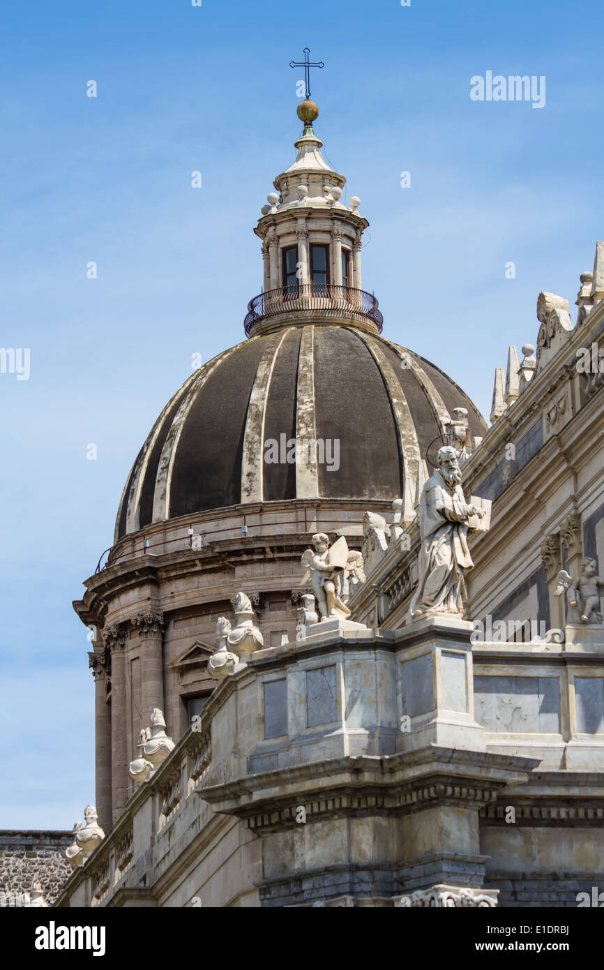 Cathédrale de Santa Agata sur la place Duomo à Catane, Sicile, Italie Banque D'Images