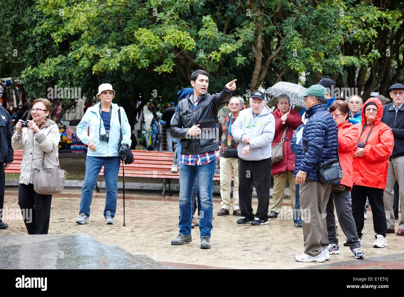 Les passagers des navires de croisière sur Visite guidée de la ville de Punta Arenas Chili Banque D'Images