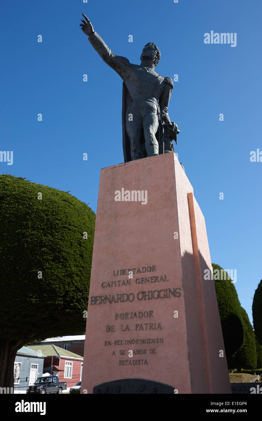 Statue du Libertador Bernardo O'Higgins Punta Arenas Chili Banque D'Images