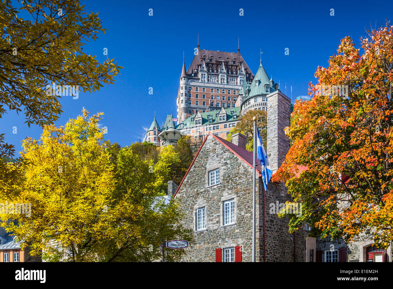 L'Hôtel Fairmont Château Frontenac et les bâtiments historiques de la Basse-ville, dans le Vieux Québec, ville de Québec, Québec, Canada. Banque D'Images