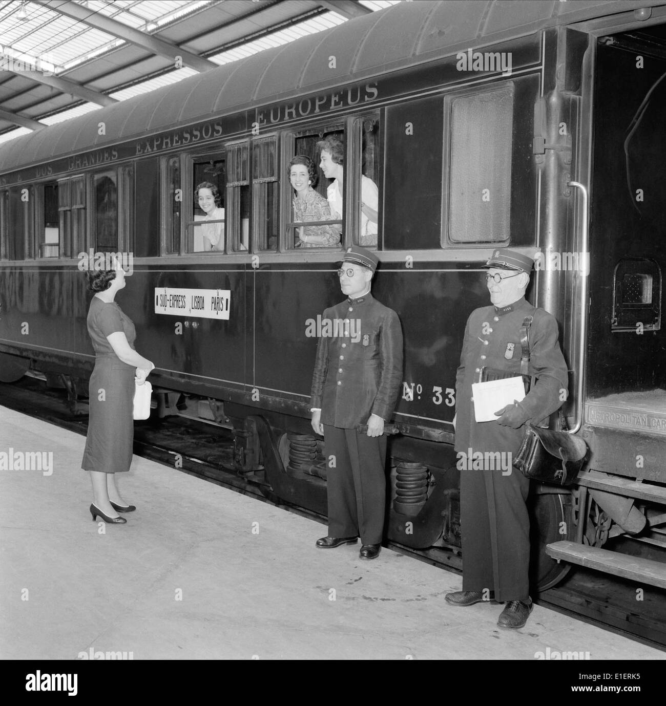 Sud-Express était un service ferroviaire important au Portugal, reliant Lisbonne à Paris. Il est devenu un symbole du transport ferroviaire portugais à son époque. Banque D'Images