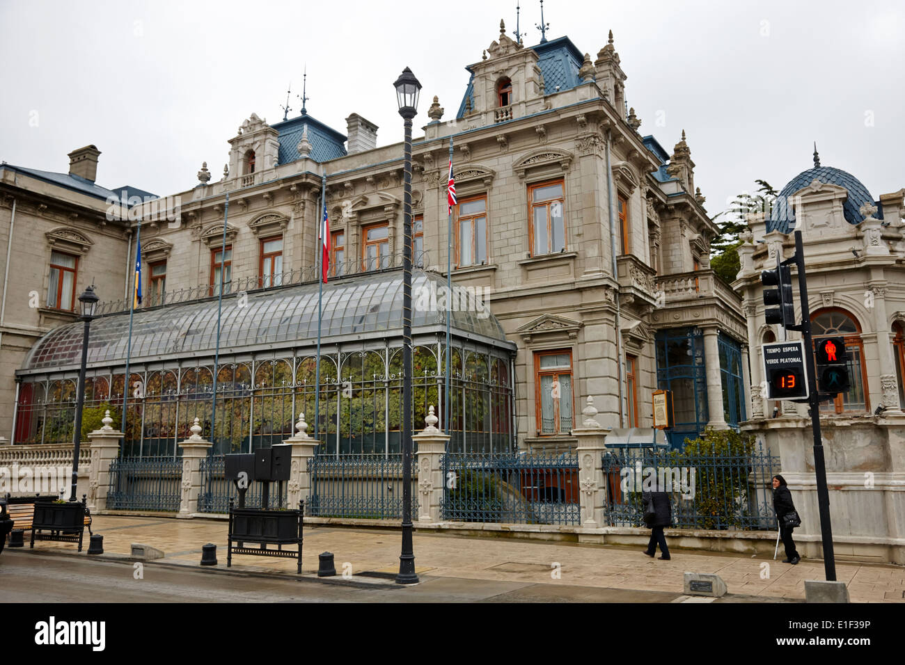 Sara braun Banque de photographies et d'images à haute résolution - Alamy