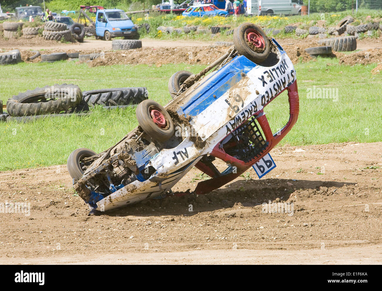 Banger les voitures de course en action à Stansted Raceway à Manchester UK Banque D'Images