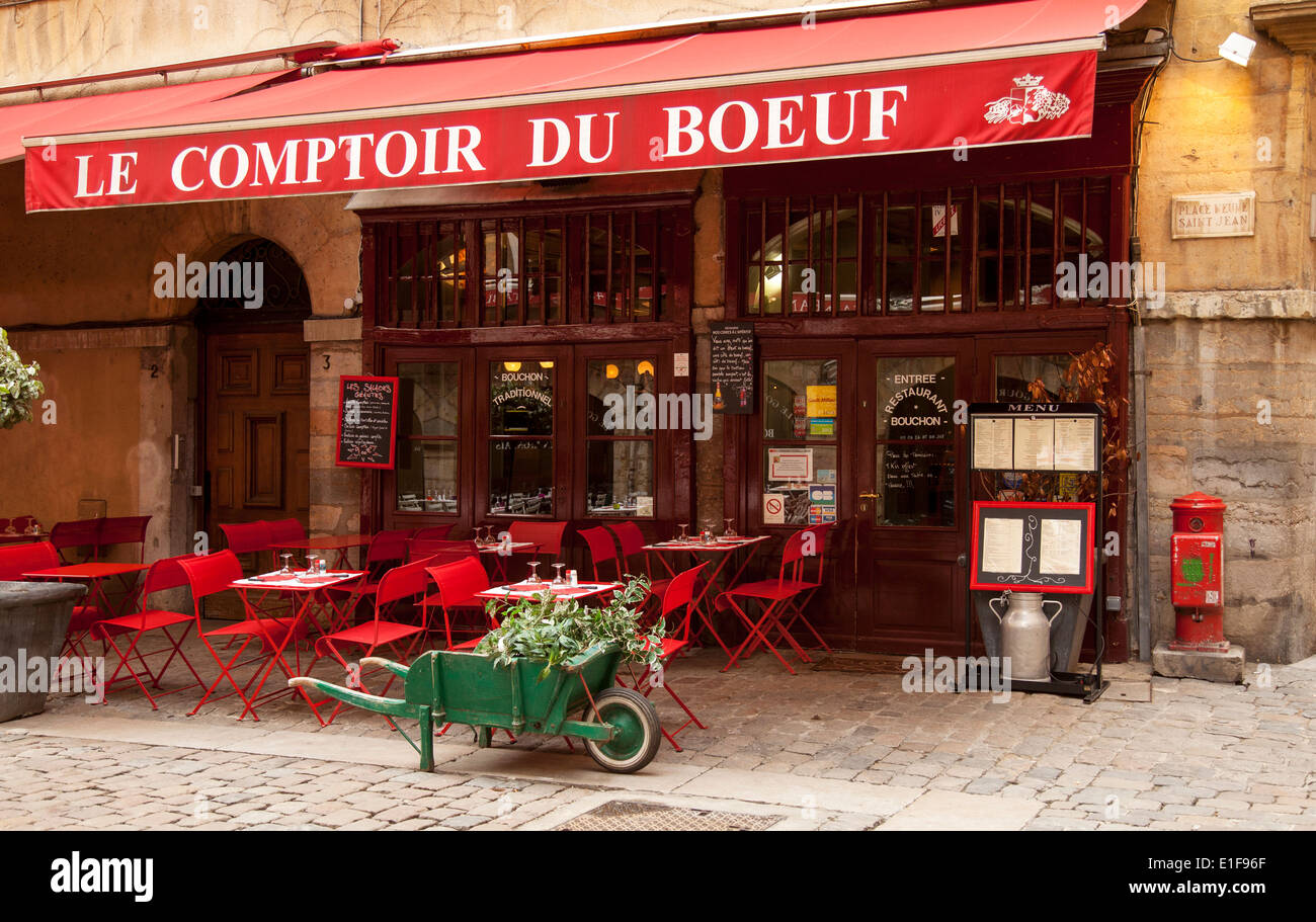 Le Comptoir du boef, un merveilleux restaurant à Lyon Photo Stock - Alamy