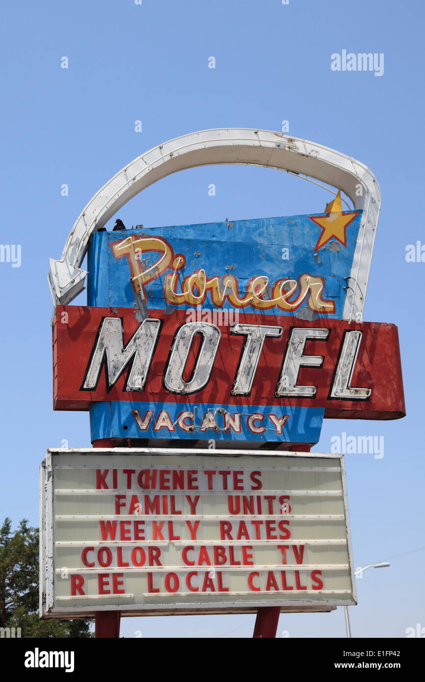 Motel, signe rétro, Route 66, Avenue centrale, Albuquerque, Nouveau Mexique, États-Unis d'Amérique, Amérique du Nord Banque D'Images