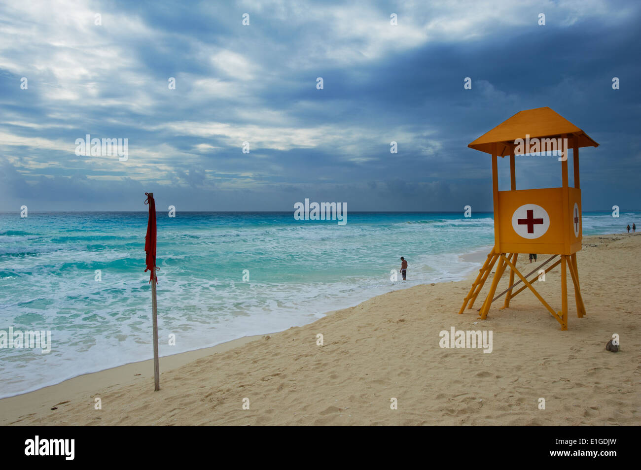 Le Mexique, l'État de Quintana Roo, Riviera Maya, Cancun, l'hôtel zone, siège de l'observateur à la plage Banque D'Images