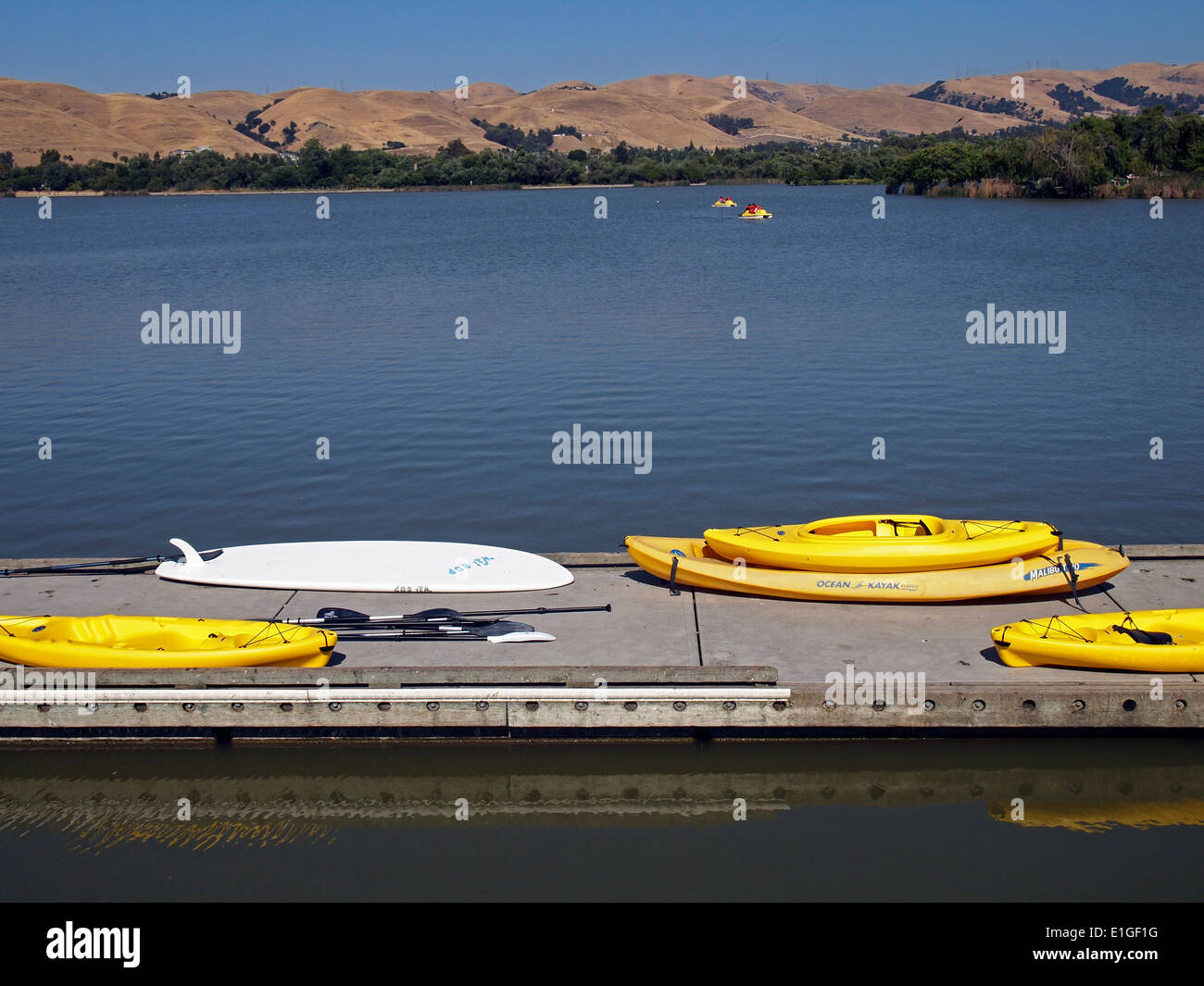 Kayak sur le lac Elizabeth dock, Fremont Banque D'Images